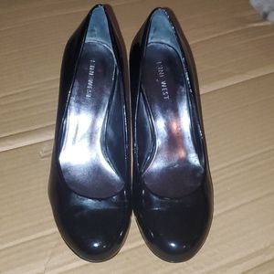 Black pumps from nine west